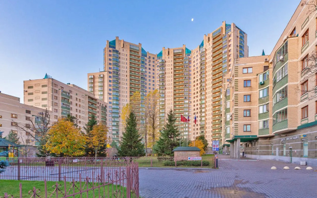 LikeHomeAparts (ЛайкХоумАпартс) на шоссе Фермское 32