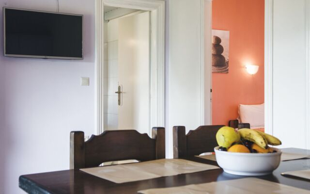 Potamos Apartments