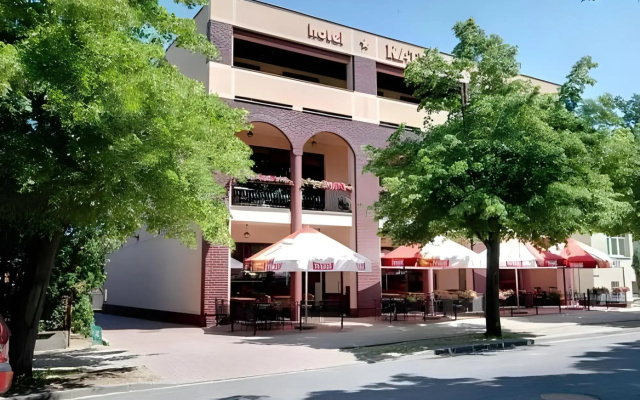 Hotel Katrina