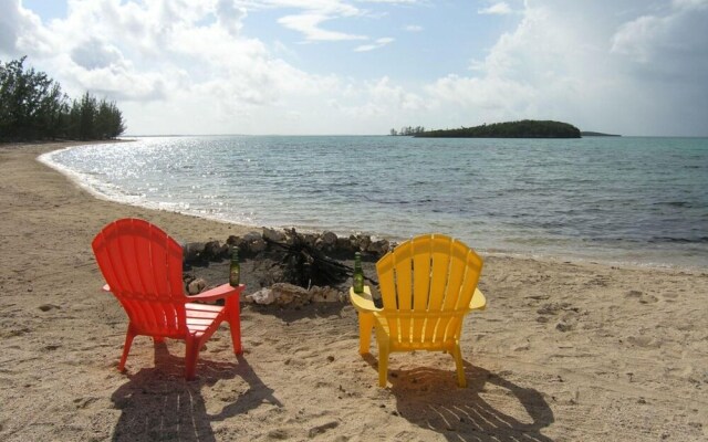 Pau Pau Beach Estate by Eleuthera Vacation Rentals