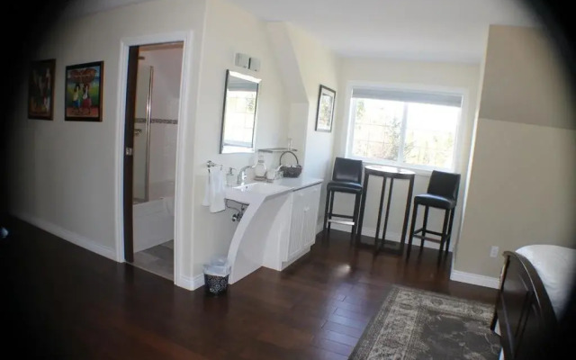 Remo Ridge Bed & Breakfast