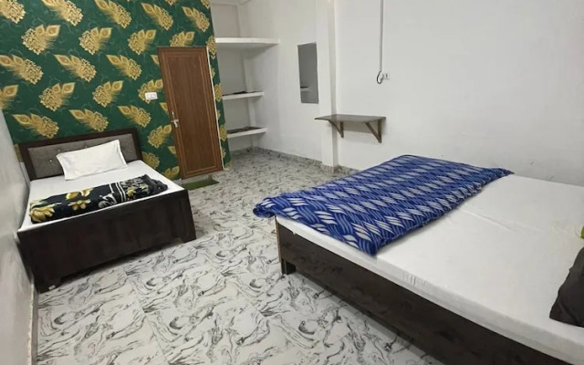 Ayodhya Dham Hotel By GRB