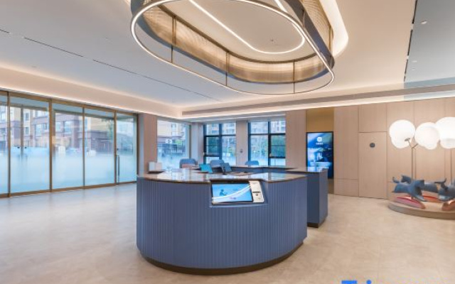HanTing Hotel (Zhuzhou Vocational Education City CRRC)