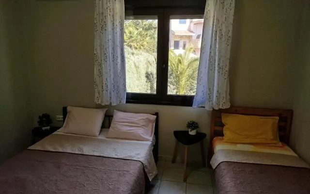 Giorgos Garden House