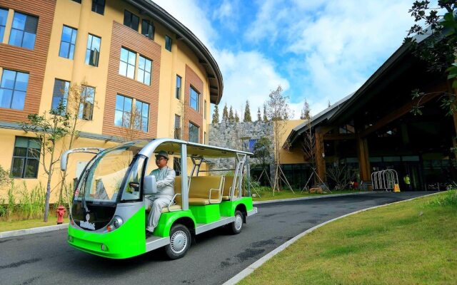 Longyan Valley Fliport Resort