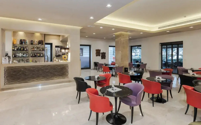 FH55 Med Executive Hotel