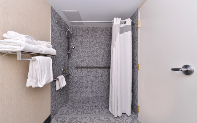 Holiday Inn New London - Mystic Area by IHG