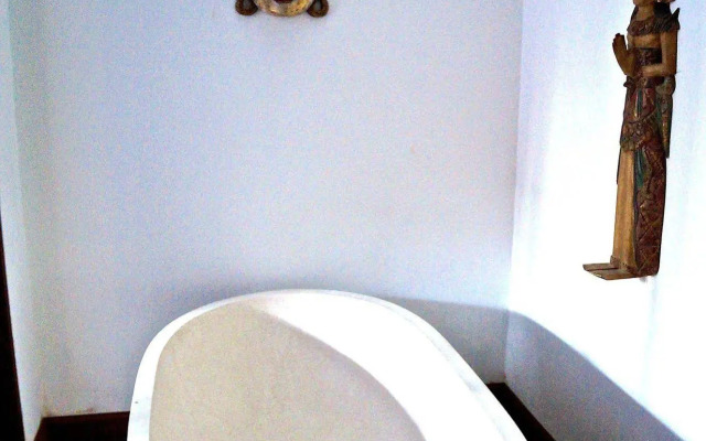 Aqua Octaviana Bali Villa