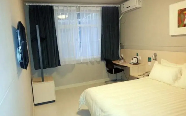 Jinjiang Inn Tiantai New City Centre Bus Station