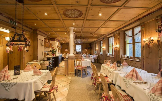 Hotel Edelweiss Schlössl