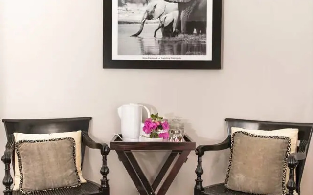 17 on 5th Avenue Walmer Guest House