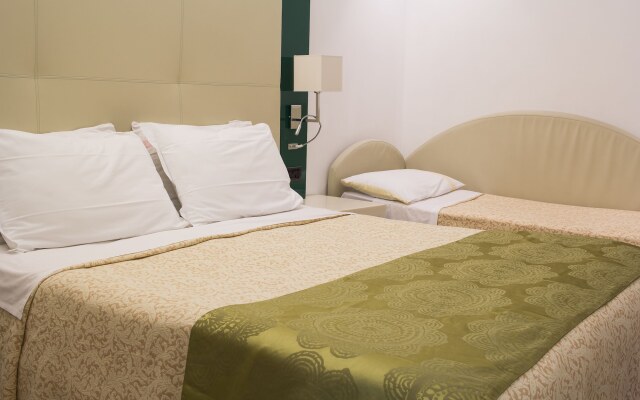 Green Park Hotel