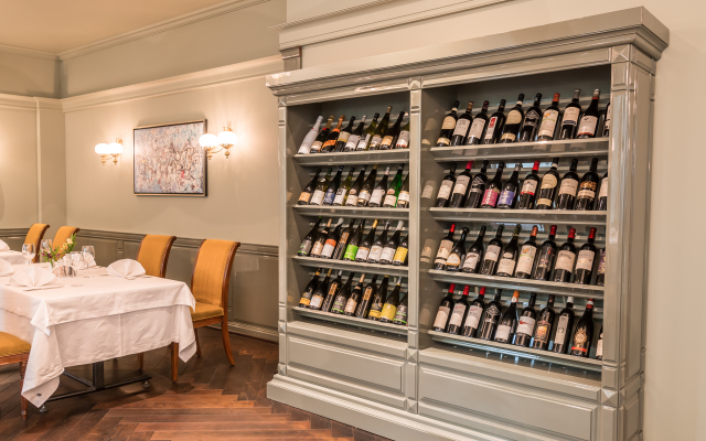 Crystal Palace Boutique Hotel