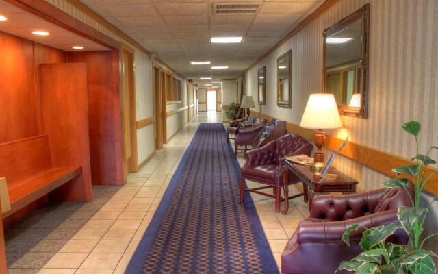 Best Western Woodhaven Inn