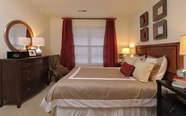 BOQ Lodging-Ballston