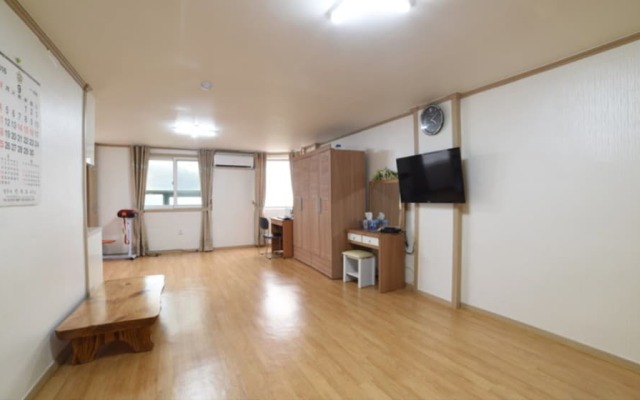 Gumgang Town Pension