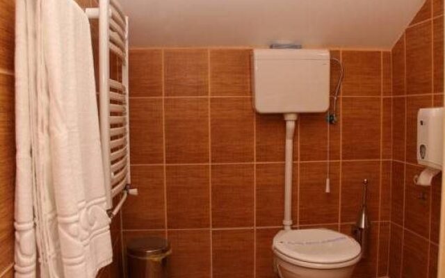 Rooms Konak Mikan