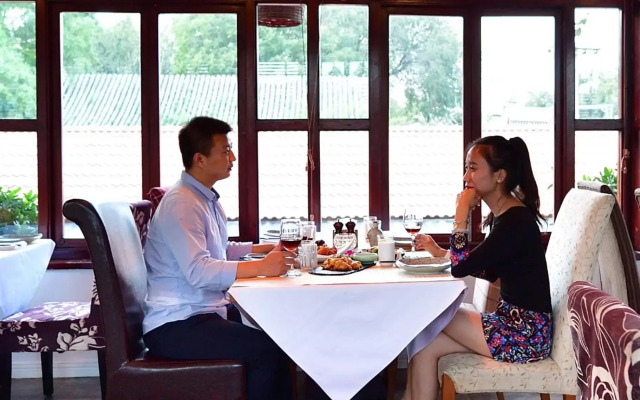 Jingshan Garden Hotel