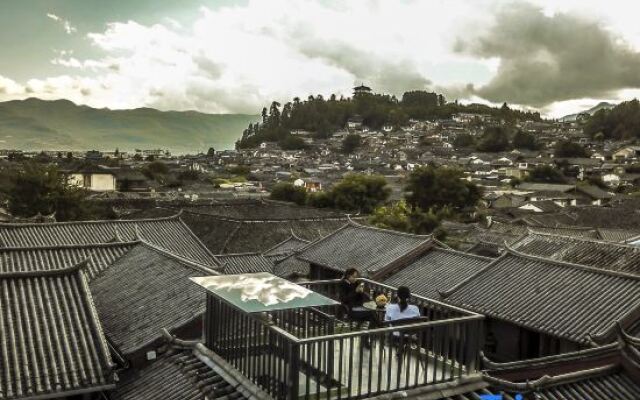 Jingli Yisu Inn