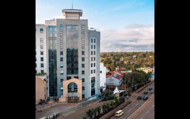 Trademark Hotel, Trademark Suite Single Room in Nairobi No004