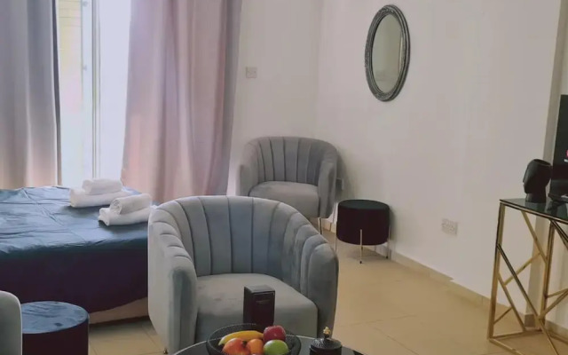 77 KPF - Stay Paphos Beyond Studio