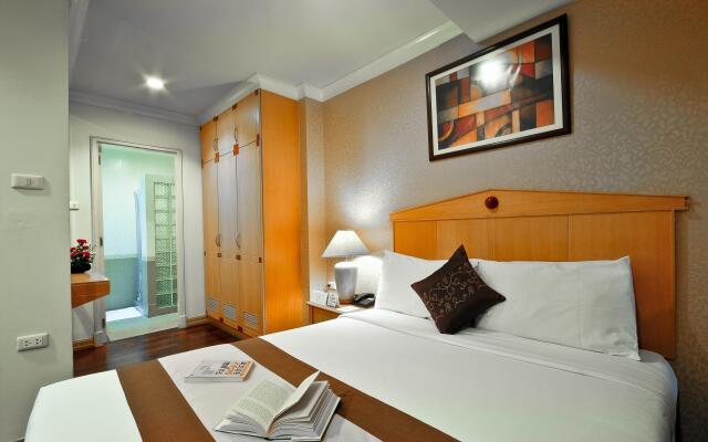 Admiral Suites Sukhumvit 22