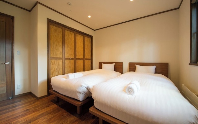 Moiwa Chalet – Guest Rooms – Niseko