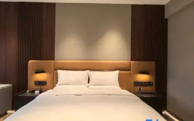 Oriental Sheng Jing Hotel