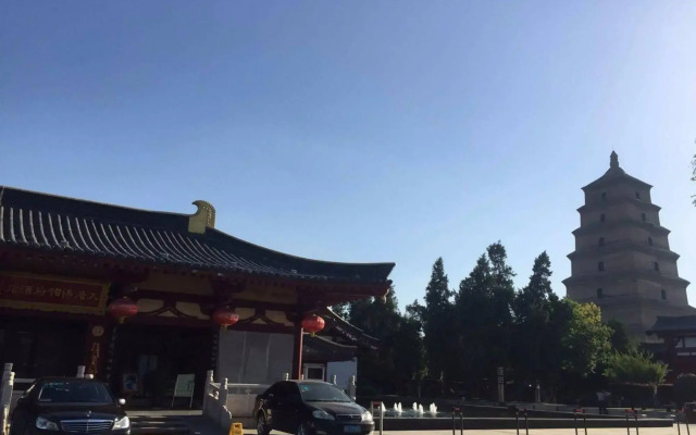 Tang Dynasty Art Garden Hotel
