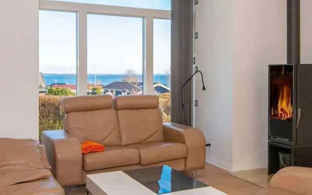 6 Person Holiday Home in Hejls