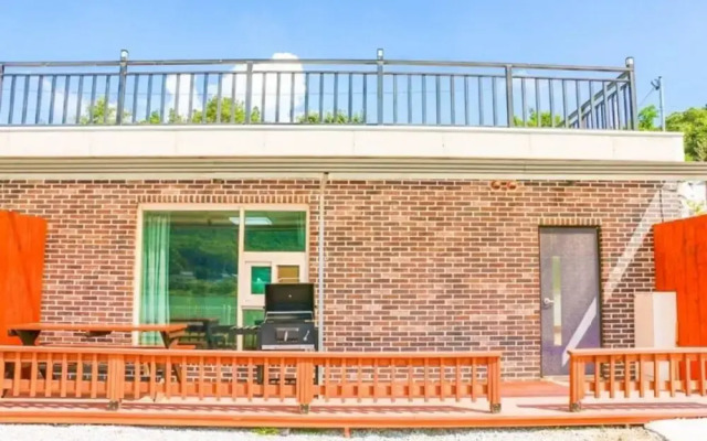 Ganghwado Dandelion Pension