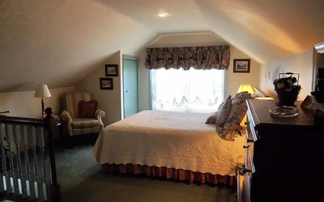West Ridge Bed and Breakfast, LLC