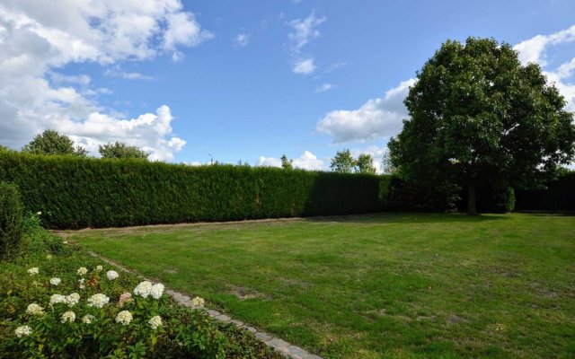 Spacious Villa in Zingem With Garden