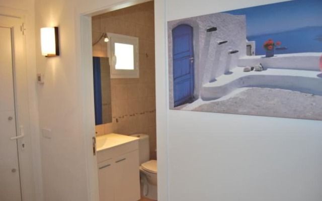 Apartment - 2 Bedrooms with Pool and Sea views - 104919