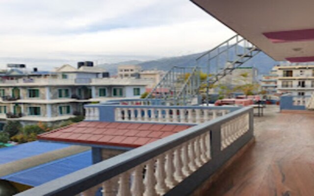 MeroStay 016 Hotel Fishtail Villa