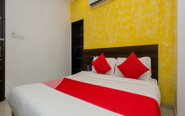 OYO 11498 Hotel Bliss Executive
