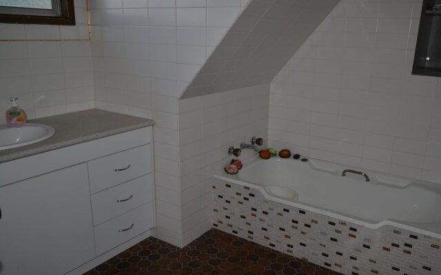 Hakata Inn Guest House