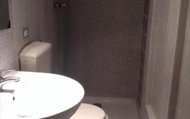 Verdi Plaza - Hostel