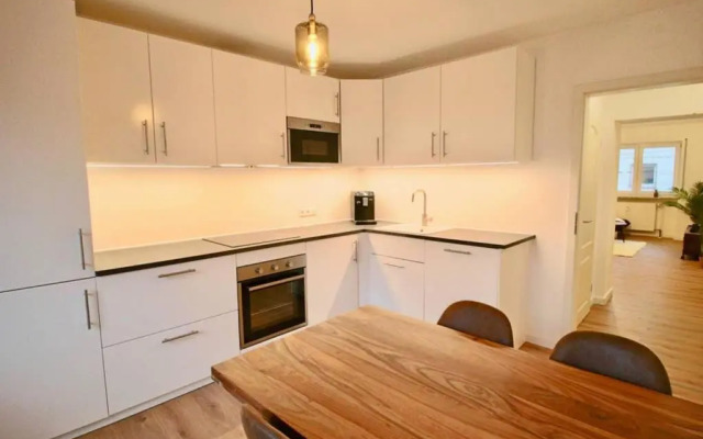 Fantastische Moderne und Zentrale Wohnung mit Balkon