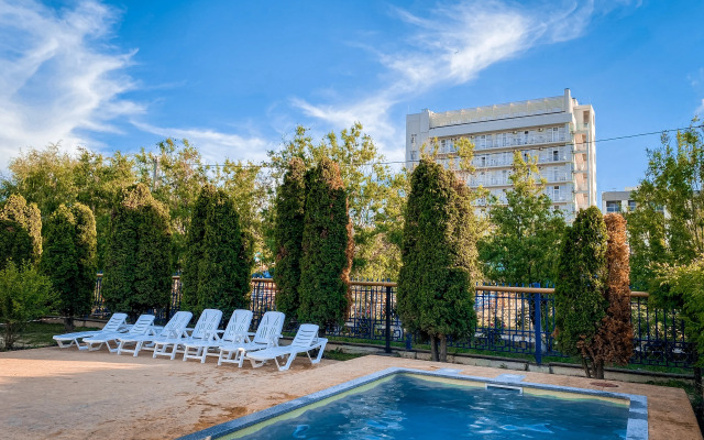 Family Village (Femili Viladzh)