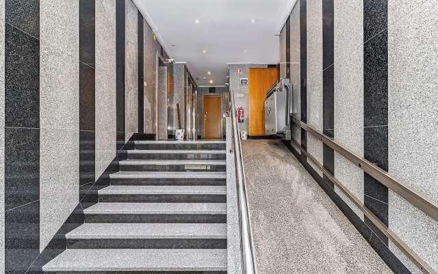 Stylish Stay in Lisbon-Scenic Views