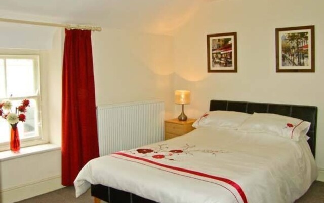 Castle Street Cottage