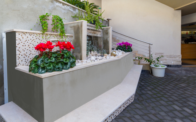Zeus Residence Hotel