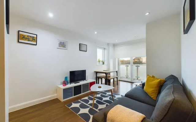 The Peckham Place - 1bdr Apartment With Balcony