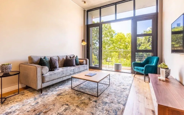 The Docklands Luxury Apartments