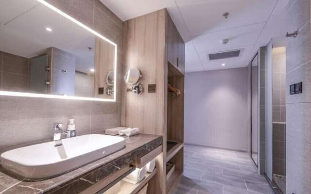 Atour Hotel Zhenjiang Railway Station Nanxu Avenue