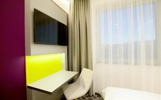 Qubus Hotel Żory
