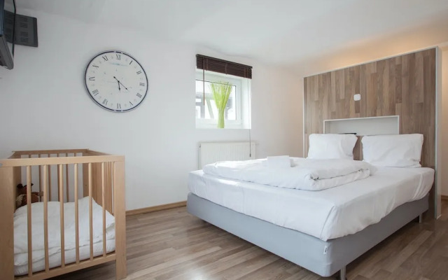 Modern Apartment in Neuastenberg Directly on a ski Area