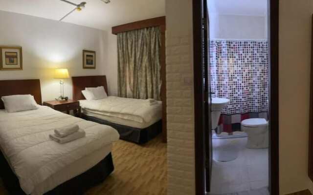 Tell Madaba Hotel