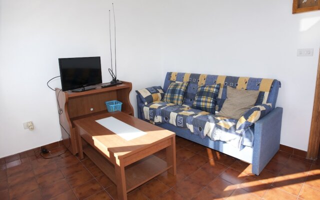 106969 Apartment In Portonovo
